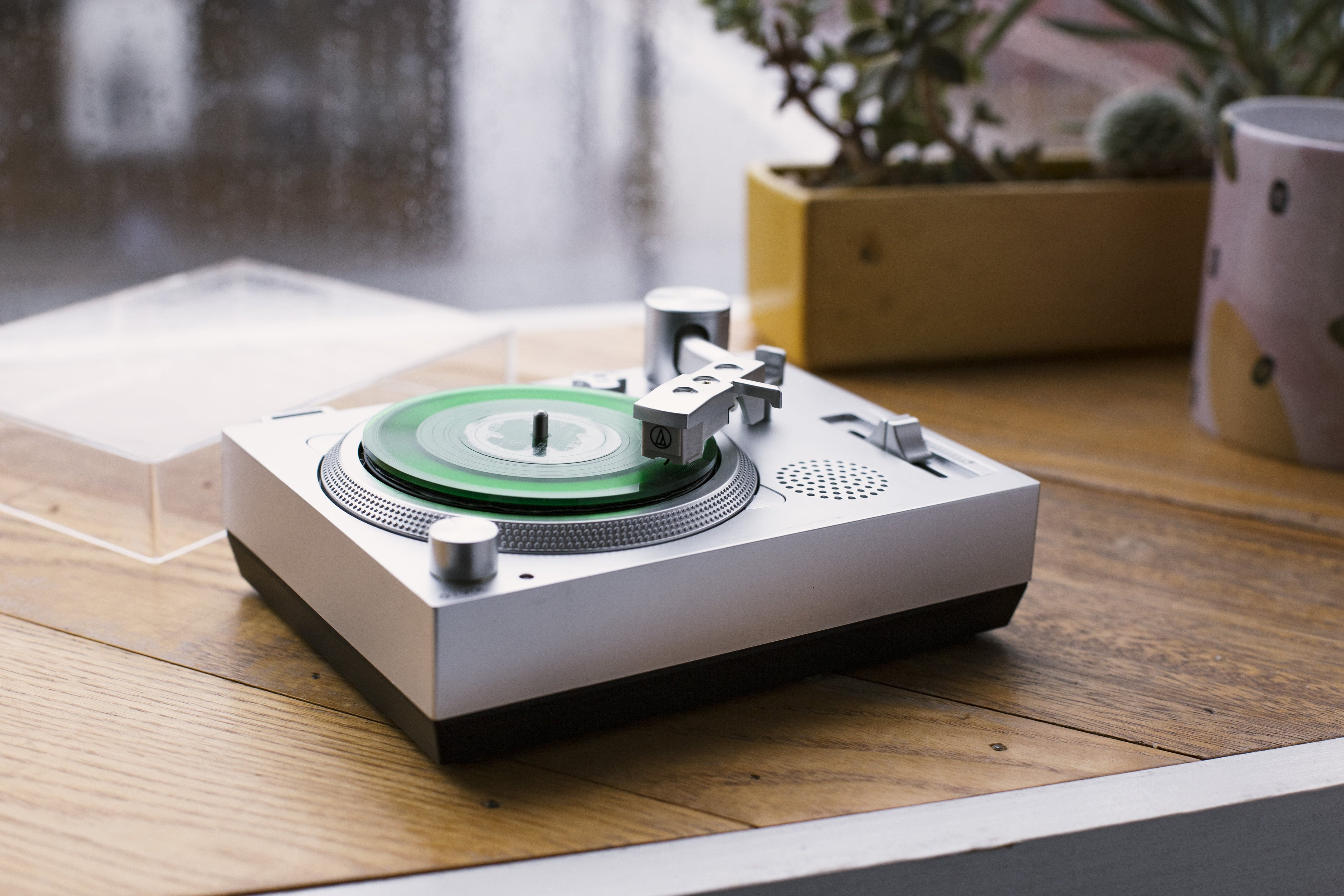 Crosley RSD3 Turntable - Listening